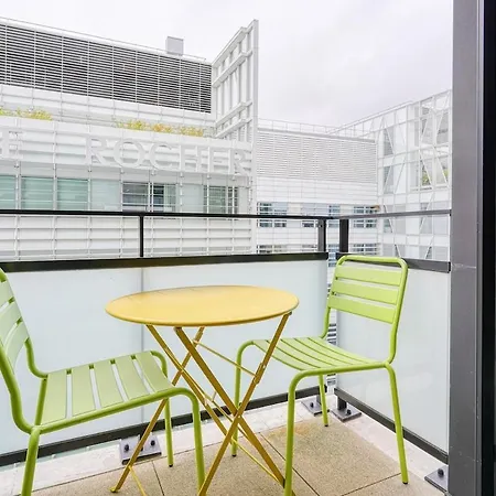 A Deux Pas De Paris - Le Confidentiel - 8mb Apartment Issy-les-Moulineaux